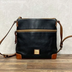 Dooney & Bourke Black Pebble Grain Large Leather Crossbody Bag - Bild 1 von 6