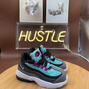Nike Air Max 95 TD 'Gunsmoke Aurora Green' Niño Pequeño Talla 8C - Imagen 1 de 10
