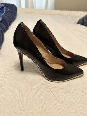 BCBGeneration Harleigh Kidskin черный кожаный бисер цепочка отделки насосы каблуки, 6,5 М - Изображение 1 из 4