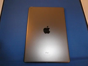 iPad 9th Generation 64GB Wi-Fi With Zugu Case - Zdjęcie 1 z 10