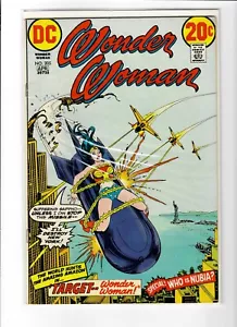 Wonder Woman 205 5.5-7.0 High Definition Scans *b35 - Picture 1 of 1