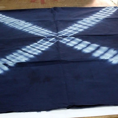 Tela azul impresa hecha a mano con estampado de corbata de tinte Shibori de 5 yardas Foto 1 de 2