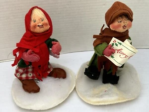 2er Set Annalee Weihnachtspuppe Puppen Carolers Junge Mädchen 8 Zoll Sammlerstück 1990 - Bild 1 von 8