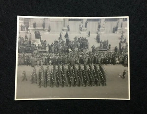 WWII Original Photographs of Soldiers - Historical Artifact - SN144 - Picture 1 of 1