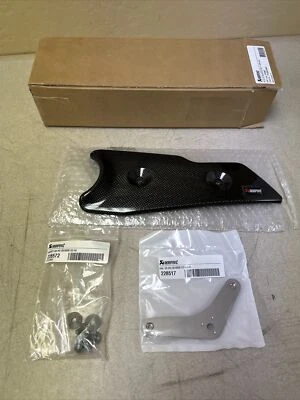 Protector térmico Akrapovic Honda CB1000R 2008-2016 fibra de carbono P-HSH10R3 Foto 1 de 2