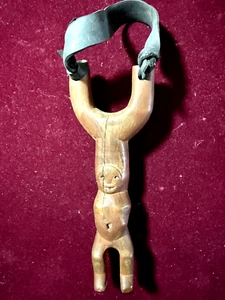Vintage Antique Hand Carved Wooden Slingshot Folk Art  RARE with strap - Picture 1 of 6