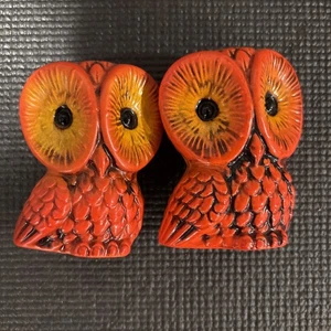 Vintage Retro Ceramic Owl Salt & Pepper Shakers Bright Orange & Yellow .Japan - Picture 1 of 6