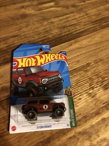 HOT WHEELS ‘21 FORD BRONCO MUD STUDS 1/5 2022 IN HAND - Picture 1 of 2