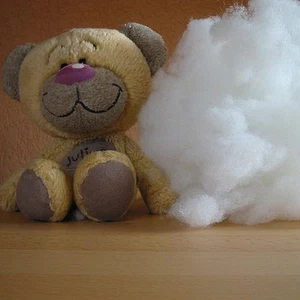 2000g hochbauschige Füllwatte Bastelwatte Stopfwatte Watte Kissenfüllung Bären - Bild 1 von 1