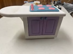 LITTLE TIKES BARBIE DOLL SIZE DOLLHOUSE KITCHEN STOVE ISLAND CABINET OVEN - Picture 1 of 6