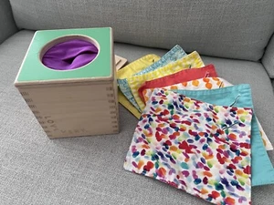 Lovevery Sensory Play Kit Montessori Magic Tissue Box with 7 Tissues Cloths - Picture 1 of 5