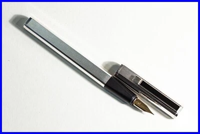 Pluma Estilográfica Dunhill 925 PLATA 18ct 750 EEF Montblanc DORADO ala cartucho nuevo en caja Foto 1 de 4