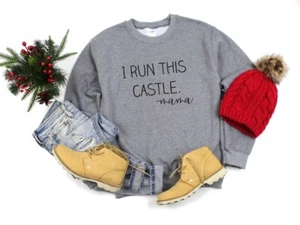 I run this castle funny mom sweatshirt , gift for mama, cute pullover sweatshirt - Bild 1 von 3