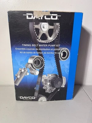 NUEVO Kit de correa de distribución de motor con bomba de agua - Natural Dayco WP296K1A ENVÍO GRATUITO Foto 1 de 4