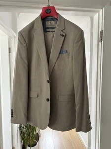 Men’s The Spitalfields Suit Size 42 Slim Fit New beige colour - Picture 1 of 11