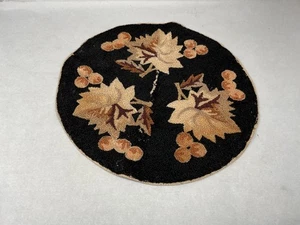 Vintage Haken gelocht kreisförmig Puppenhaus Traubenblatt Teppich #2 - Bild 1 von 8