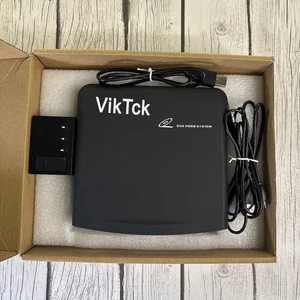 Vik Tck Lettore Auto XS1000 DVD VIDEO SYSTEM USB CD DVD MP3 MP4 Lettore per Auto NUOVO - Foto 1 di 11