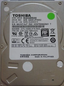 MQ03ABB200 AZA AA00/JP050U HDKFB08AZA01 T 30JAN2016 Toshiba 2TB - Bild 1 von 1