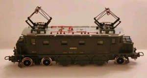 Lima HO Scale Electric Locomotive 10683 - Picture 1 of 10
