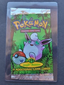 Pokemon 1. EDITION DSCHUNGEL SET BOOSTER PACK WRAPPER - KEINE KARTEN - WIGGLYTUFF - Bild 1 von 2