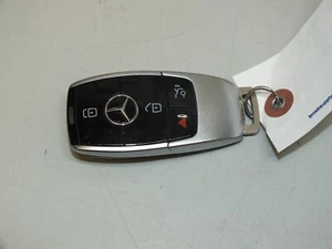 Llavero remoto inteligente OEM MERCEDES-BENZ A 222 905 12 11 IYZ-MS2 #10M - Imagen 1 de 9