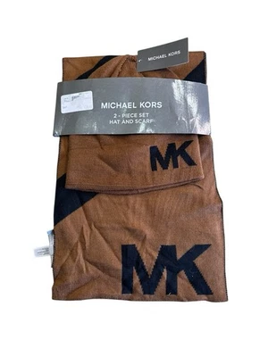迈克高仕2件对角线男式帽子和围巾套装MK标志双面深骆驼 — 第 1/4 张图片