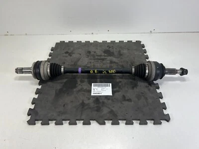LEXUS IS 300 350 2021-2025 AWD eje trasero derecho pasajero eje medio eje Foto 1 de 4