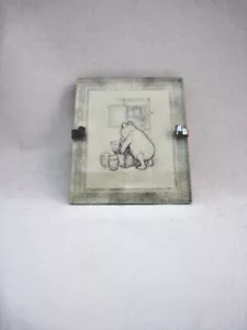 Winnie The Pooh - Pot Sorting - Mini Clip Framed Print - Free Poohstage - Picture 1 of 2