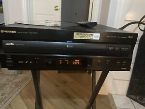 Pioneer DVL-909 Laserdisc DVD Player CD LD - TESTED/WORKS