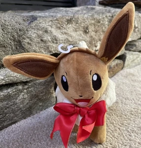 Pokémon Eevee mit rotem Schleifenband 7 Zoll Weihnachten Winter Plüschpuppe - Bild 1 von 10