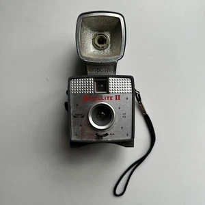Vintage 1950's/1960's Imperial Satellite II Camera with Reflector Untested - Picture 1 of 5