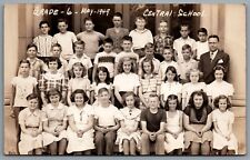 Postcard RPPC c1949 United States Illinois? Grade 6 Group Photo Central School