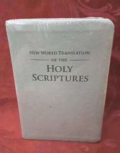 New World Translation of the Holy Scriptures Silver Gray, New, Sealed - Imagen 1 de 4