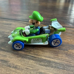 Hot Wheels Nintendo Mario Kart LUIGI CIRCUIT SPECIAL 1:64 Diecast Toy Car 2018 - Picture 1 of 5