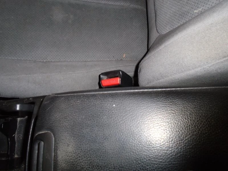 Hebilla de cinturón de seguridad delantero derecho pasajero para 00 Infiniti I30 123246 Foto 1 de 1