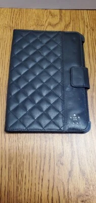 BELKIN iPad Mini Funda Champagne Cuero Negro Pestaña Cubierta Con Soporte Punto Hombre. Foto 1 de 4