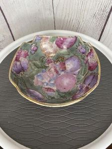 C & F Enterprises Vintage Hand-painted Chinese Porcelain Bowl with Gold Trim - Picture 1 of 8