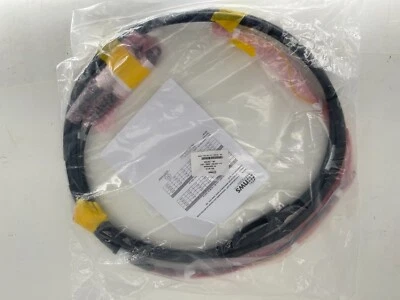 CommScope NWS 15" HCS 1.0 TOP JMPR 6AWG 2P AHFIG HJ-HCS1R2-4SM6-15Ft - Image 1 of 4