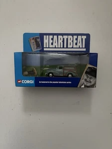 VINTAGE CORGI HEARTBEAT MORRIS MINOR TRAVELLER & FIGURE DIE CAST MODEL CC01701 - Picture 1 of 5