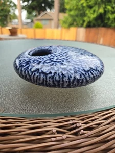 JARRÓN ESTUDIO ART IKEBANA FLOR RANA CLAVOS CERÁMICA CERÁMICA OLA AZUL CERÁMICA - Imagen 1 de 8