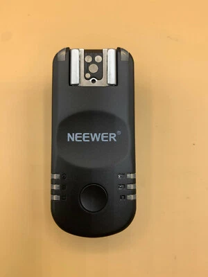Neewer DSLR Camera Shutter Release Wireless Remote Control Transmitter Receiver - Image 1 of 4