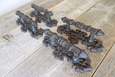 4 Cast Iron Antique Style FANCY Barn Handle Gate Pull Shed Door Handles Pulls Cover