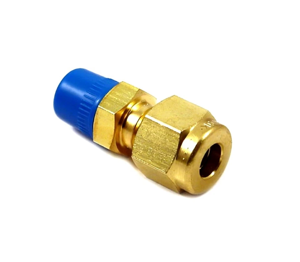 HOKE 2CM2BR, Straight Adapter, 1/8" Tube OD X 1/8" MNPT, Compression X MNPT  - Image 1 of 1