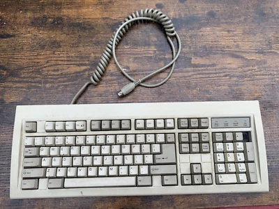 Teclado mecánico de computadora vintage Chicony Electronics KB-5191 Clicky-Key AT Foto 1 de 4