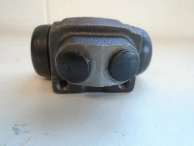 Lockheed Rear Wheel Cylinder LW30048 fits Ford Sierra MK2 Escort MK4 MK5  - Image 1 of 4