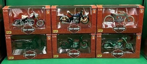 Juego completo de motocicletas Harley Davidson Maisto 1/18 (6) serie 5 - Imagen 1 de 4