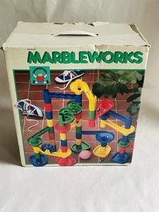 Vintage Discovery Toys Originale MarbleWorks Marble Run Set 46 pezzi con scatola - Foto 1 di 6