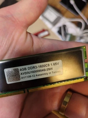 juego de 2 Av1108-12 4 GB DDR3 1600 Foto 1 de 3