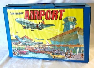 Vintage 1973 Matchbox Airport Vinyl Playset Case Complete - Picture 1 of 19