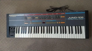 Roland JUNO-106 PROGRAMMABLE POLYPHONIC SYNTHESIZER 61-Key AC100V 50/60Hz 20W - Picture 1 of 9